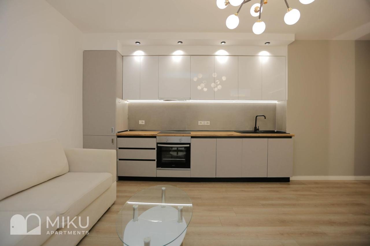 Miku Apartment-Brand New At Wilson Square Tirana Exterior photo